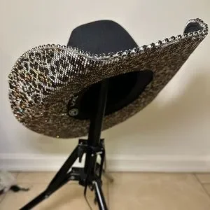 ?? Shania Twain rhinestone cowgirl hat , leopard print rhinestone cowgirl Accessories | Shania Twain Rhinestone Cowgirl Hat Leopard  main image 2